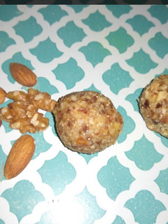 A picture of Quick energy balls.