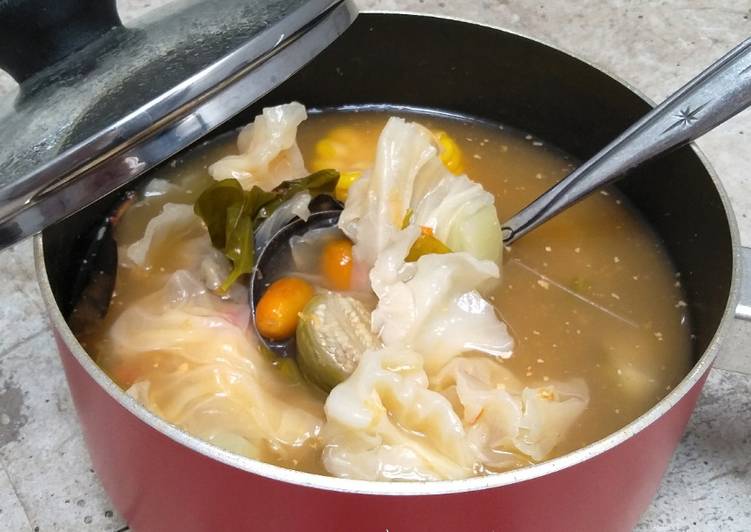Cara Gampang Menyiapkan 62. Sour Soup–Sayur Asam yang Lezat Sekali