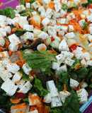 Ensalada fresca con queso fresco