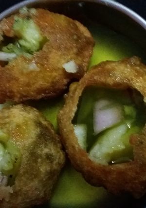 A picture of PaniPuri.