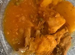 Foto principal de Estofado de pollo reducido en calorías (light) sin aceite agregado