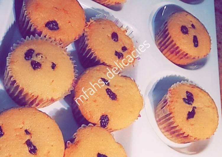 Step-by-Step Guide to Prepare Favorite Raisins cup cake🥧