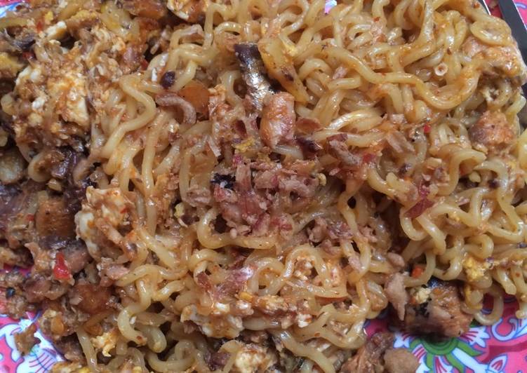 Cara Gampang Menyiapkan Mie goreng kenyang versi anak kos Anti Gagal