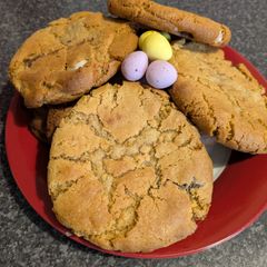 A picture of Mini egg cookies 🍪.