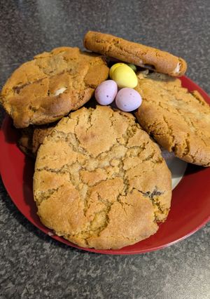A picture of Mini egg cookies 🍪.
