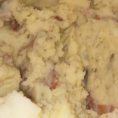 A picture of Parmesan garlic parsley mashed potatoes.