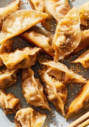 A picture of Cheeseburger Dumplings.