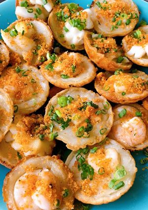 Hình của món Bánh khọt tôm mực giòn thơm lại dễ làm.