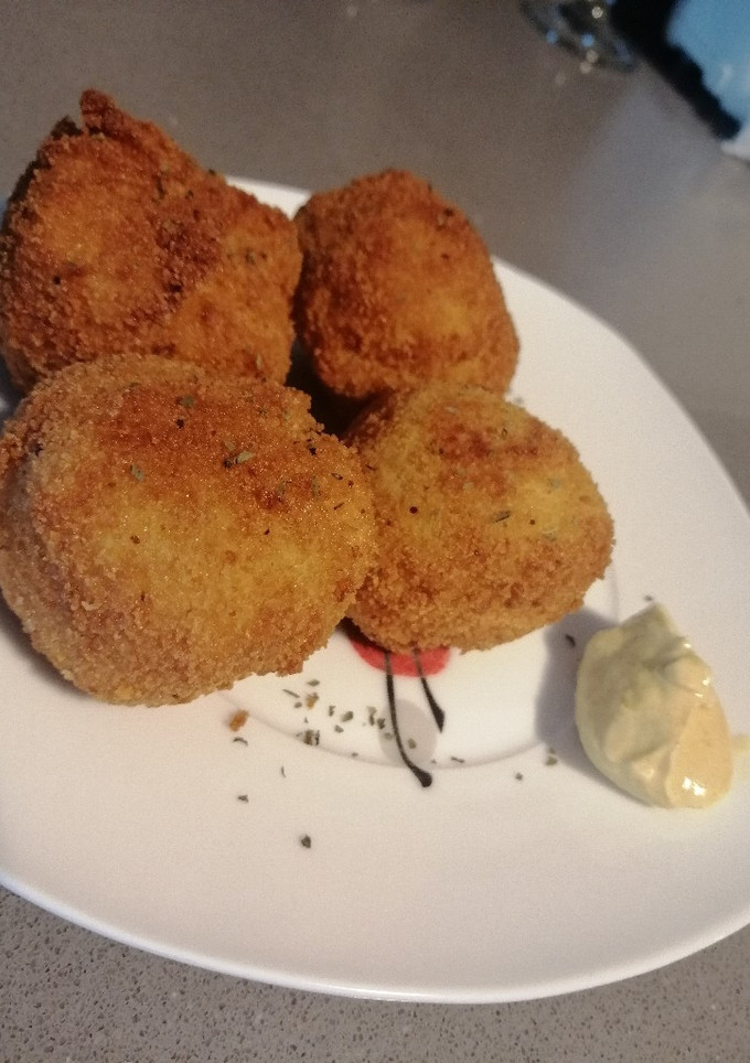 Una foto de Croquetas de papas al curry