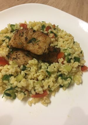 Citromos sült hal tabuléval (bulgur salátával) recept fotója