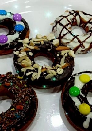 A picture of Donuts.