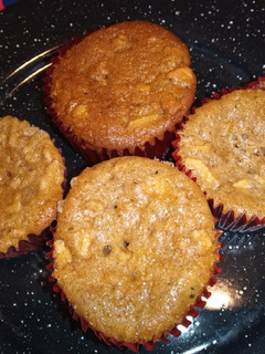 Una foto de Muffins de manzana y canela