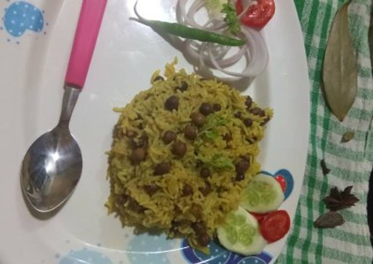 Steps to Make Quick Black Chana pulao