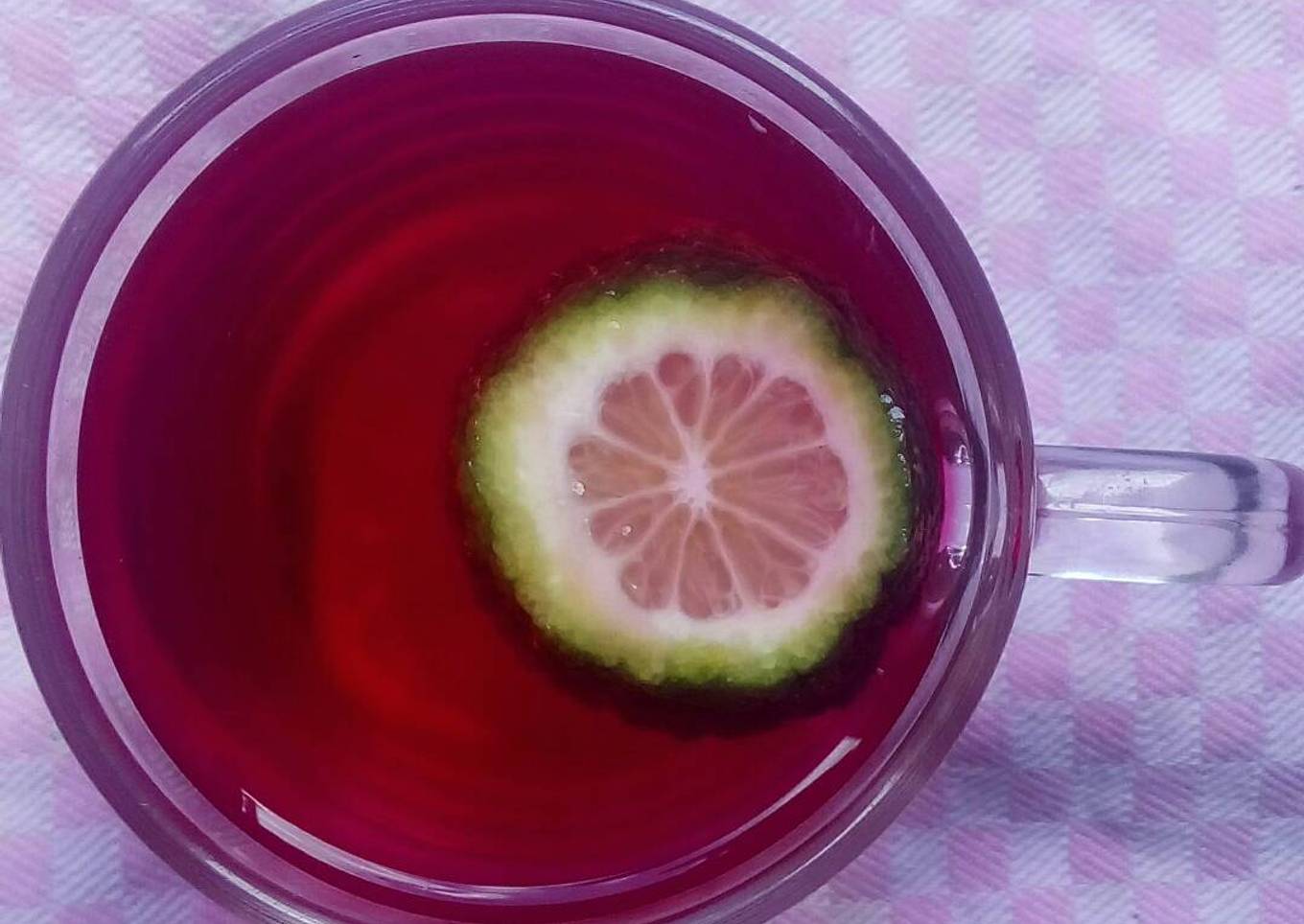 Lemon beetroot tea