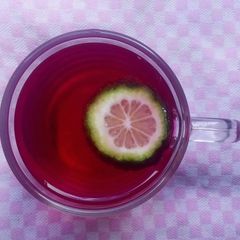 A picture of Lemon beetroot tea.