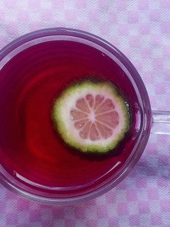 A picture of Lemon beetroot tea.