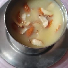 A picture of Mango shake.
