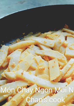 Hình của món Củ sắn dây xào trứng (củ năng).