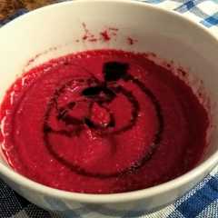 Foto principal de Sopa crema de remolacha
