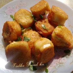 A picture of Paneer pakoras.