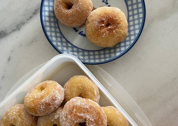 Mimi's Sugary Donuts