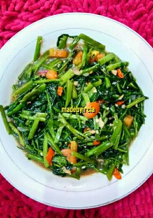 Foto resep Tumis Kangkung Terasi (madebyircia)