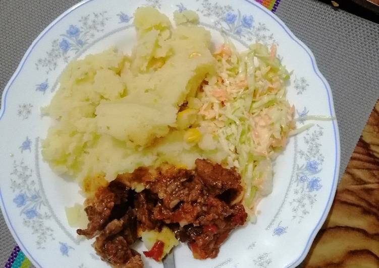 Steps to Make Homemade Mashed potato, beef fry and coleslaw