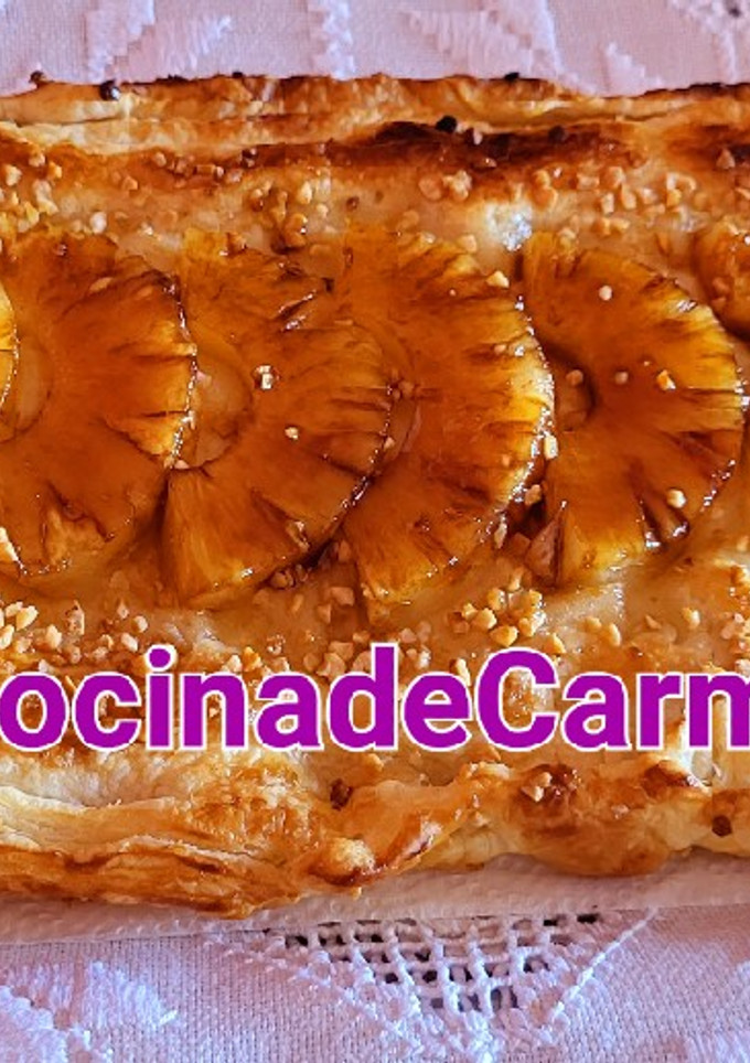 Una foto de Hojaldre de frutas y crema