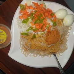 SPAGHETTI AND PALM OIL WITH DRY PEPPER(Taliya da manja da yaji) A picture of SPAGHETTI AND PALM OIL WITH DRY PEPPER(Taliya da manja da yaji).