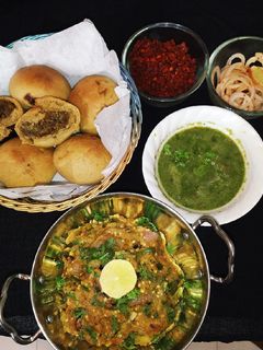 A picture of Litti chokha.