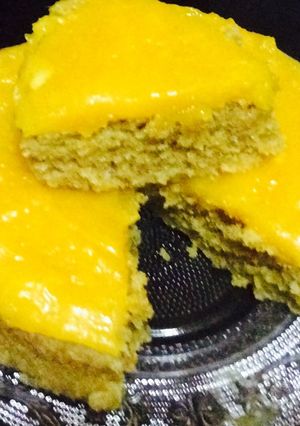 A picture of Quinoa Mango Eggless cake.