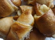A picture of ham and cheese crescent rolls