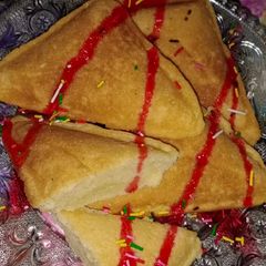 A picture of Spongy vanilla tea Cake In sandwich maker.