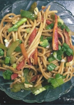 A picture of VEG. SCHEZWAN HAKKA NOODLES :.