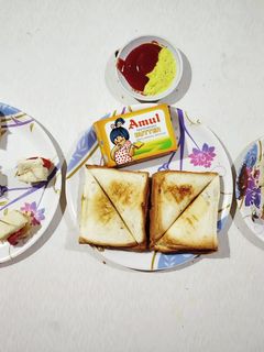 સેન્ડવીચ (Sandwich Recipe In Gujarati) રેસીપી મુખ્ય ફોટો