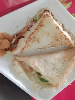 A picture of Bread Shawerma.