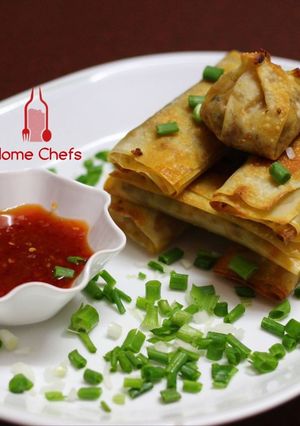 A picture of Sweet & Spicy Chicken spring Roll.