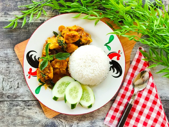 Langkah Gampang Membuat Resep Nasi Ayam Rica Rica Kemangi yang  Bikin Ketagihan Anti Ribet, Uenak Banget
