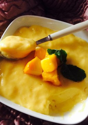 A picture of Chinese Mango Pudding.