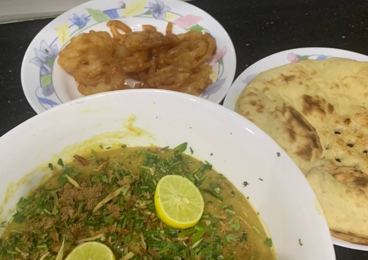Haleem with roti and jalebi