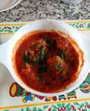 Albóndigas de cerdo en salsa de tomate