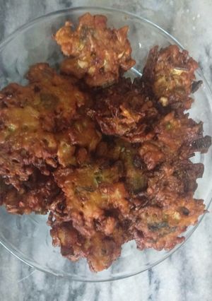 A picture of Veggies pakora.