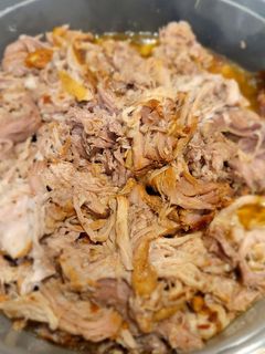 A picture of Carolina Barbecued Pulled Pork.