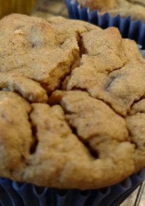 A picture of Helen's Flourless Banana Muffin.