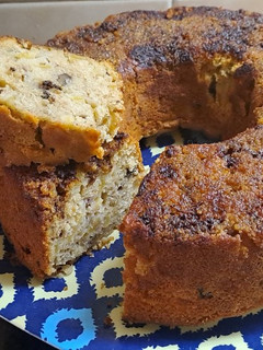 Una foto de Budín de manzanas, pasas y nueces sin manteca