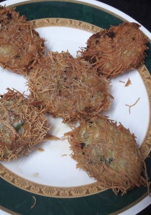 A picture of Chicken seviyan kebab.