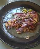 Merluza encebollada al horno