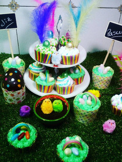 Una foto de Cupcakes de Pascua y Huevos de chocolate/ Ideas para pascuas