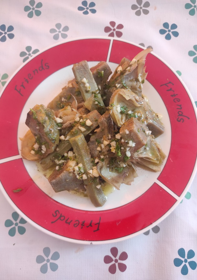 Una foto de Alcachofas cocidas con Vinagreta
