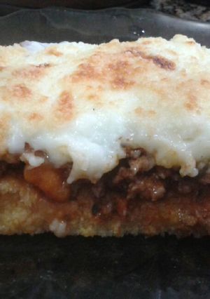 Una foto de Idea: Tarta de polenta a la bolognesa a prueba de recalentadas!